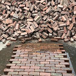 P010, Oude Gebakken Klinkers, Dikformaat, Rood-Bruin