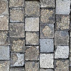 V02, Koperslakkeien, Basalt