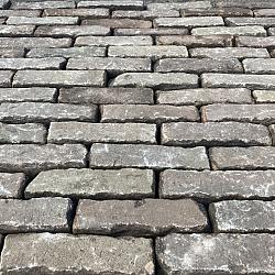 Oude Gebakken Klinkers, Waalformaat, Genuanceerd