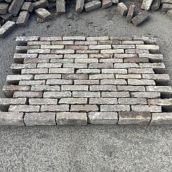 Oude Gebakken Klinkers, Waalformaat, Genuanceerd