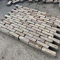 Oude Gebakken Klinkers, Waalformaat, Genuanceerd