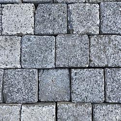 V43, Koperslakkeien, Basalt