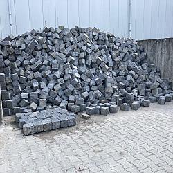 V43, Koperslakkeien, Basalt