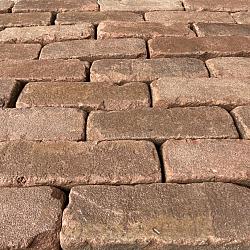 P041, Oude Gebakken Klinkers, Dikformaat, Rood-Bruin