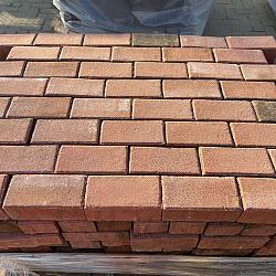 Ca. 7,5m², Gebakken Klinkers, Keiformaat, Rood, P052