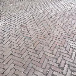 V36, Oude gebakken klinkers, Dikformaat Rood-Paars