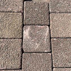 WZu (1), Gebruikte Betonklinkers, Dubbelklinkers, Antraciet/Heide 8cm