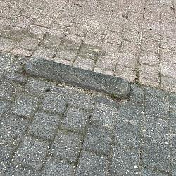 WZu (1), Gebruikte Betonklinkers, Dubbelklinkers, Antraciet/Heide 8cm