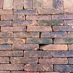P049, Oude Gebakken Klinkers, Waalformaat, Rood-Bruin