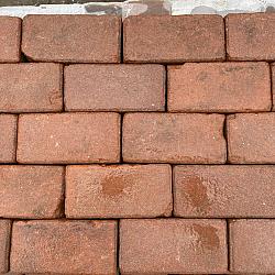 P036, Oude Gebakken Klinkers, Platkeiformaat, Rood-Bruin