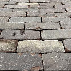 P073, Oude Gebakken Klinkers, Dikformaat, Rood-Bruin