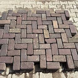 V62, Oude Gebakken Klinkers, Keiformaat, Rood-Paars