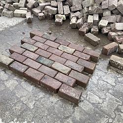 V05, Oude Gebakken Klinkers, Keiformaat, Rood-Bruin