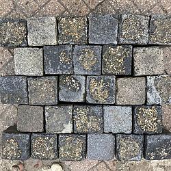 V02, Koperslakkeien, Basalt, ob