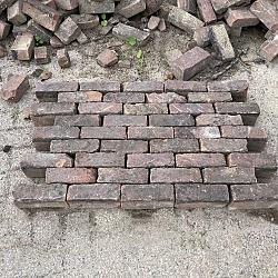 V06, Oude Gebakken Klinkers, Dikformaat, Rood-Bruin