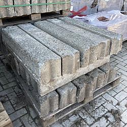 Gebruikte Trottoirbanden 18/20x16x100cm