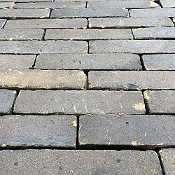 P091, Oude Gebakken Klinkers, Waalformaat, Geel-Brons