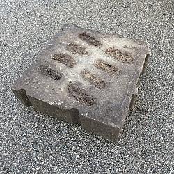 Gebruikte Grasbetontegels, 40x40x12cm