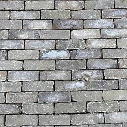 V28, Oude Gebakken Klinkers, Dikformaat, Geel-Brons