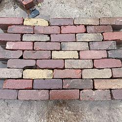 V38, Oude gebakken klinkers, Dikformaat genuanceerd