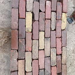 V38, Oude gebakken klinkers, Dikformaat genuanceerd