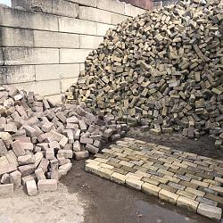 V29, Oude Gebakken Klinkers, Keiformaat, Geel-Brons, OB