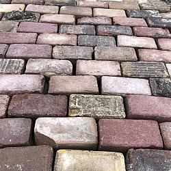 V101, Oude Gebakken Klinkers, Keiformaat, Genuanceerd ob