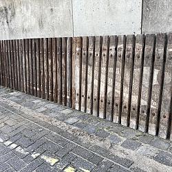 Hardhouten hekken, stalroosters, afrastering, tuin of weide omheining