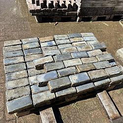 SBP03, ScoriaBricks op pallet