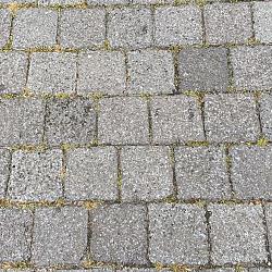 V102, Koperslakkeien, Basalt