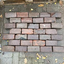 P081, Oude Gebakken Klinkers, Keiformaat, Rood-Bruin