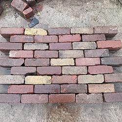 V38, Oude gebakken klinkers, Dikformaat genuanceerd