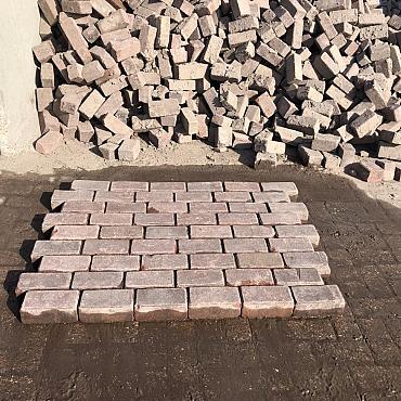 V61, Oude Gebakken Klinkers, Platkeiformaat, Rood-Paars