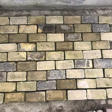 SBV06, Oude Gebakken Klinkers, Keiformaat, Geel-Brons, ob