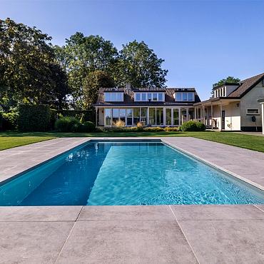 Downtown Grey, Grijs, 60 x 60 x 3cm