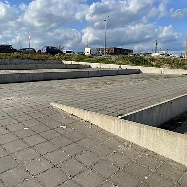 SBP28, Gebruikte Beton Tegels, 30x30x5cm, Grijs, Water passerend