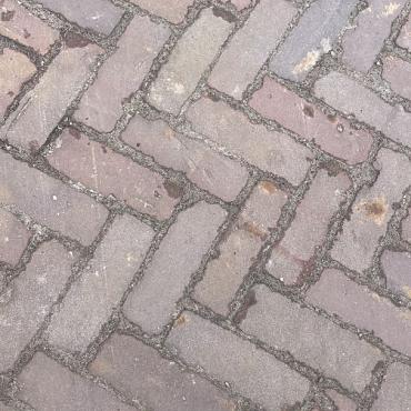 V36, Oude gebakken klinkers, Dikformaat Rood-Paars