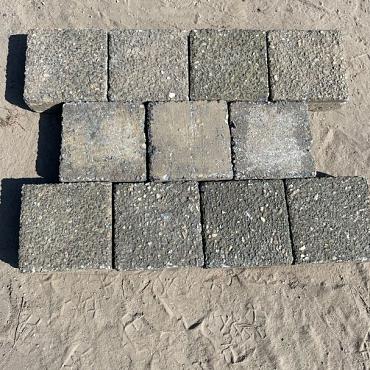 WZu (1), Gebruikte Betonklinkers, Dubbelklinkers, Antraciet/Heide 8cm