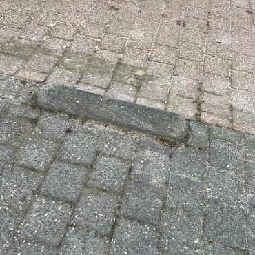 WZu (1), Gebruikte Betonklinkers, Dubbelklinkers, Antraciet/Heide 8cm