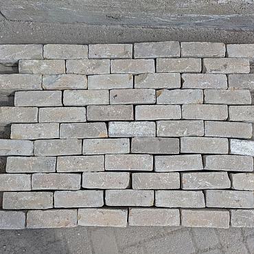 V111, Oude Gebakken Klinkers, Dikformaat, Geel-Brons, ob