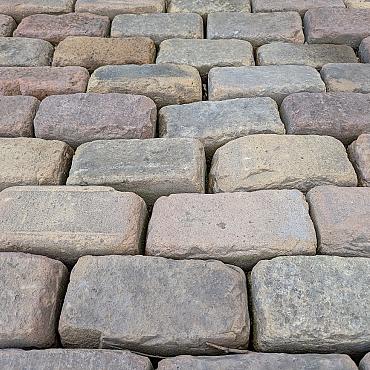 V60, Oude Gebakken Klinkers, Keiformaat, Geel-Brons