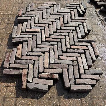 V47, Oude Gebakken Klinkers, Waalformaat, Rood-Paars