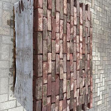 P074, Oude Gebakken Klinkers, Vierlingen, Rood-Bruin