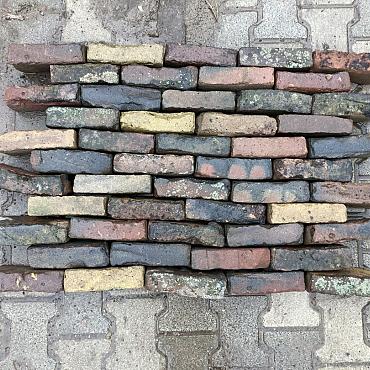 V48, Oude Gebakken Klinkers, Waalformaat, Genuanceerd