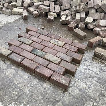 V05, Oude Gebakken Klinkers, Keiformaat, Rood-Bruin