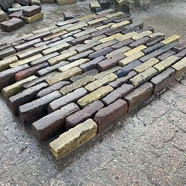 V27, Oude Gebakken Klinkers, Waalformaat, Genuanceerd