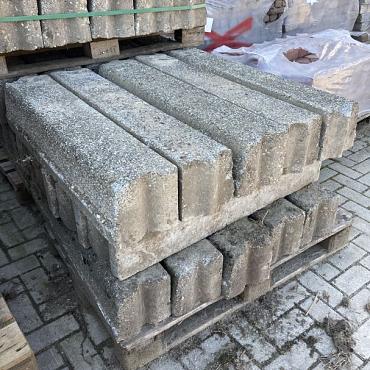 Gebruikte Trottoirbanden 18/20x16x100cm