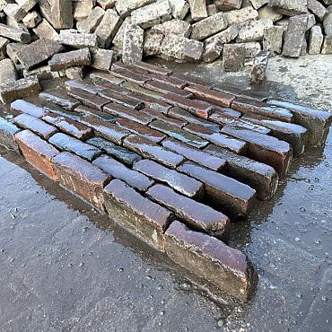 SBP37, Gebakken Klinkers, Waalformaat, Rood Genuanceerd