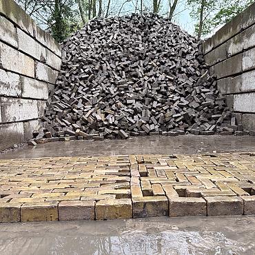 SBV01, Oude Gebakken Klinkers, Dikformaat, Geel-Brons