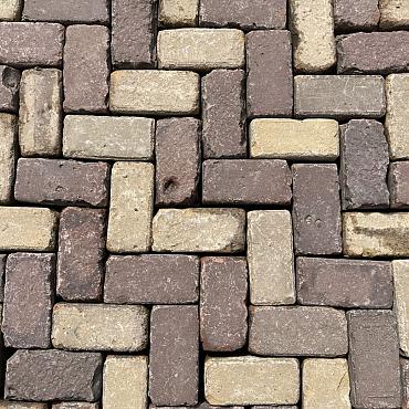 V32, Oude Gebakken Klinkers, Keiformaat, Genuanceerd
